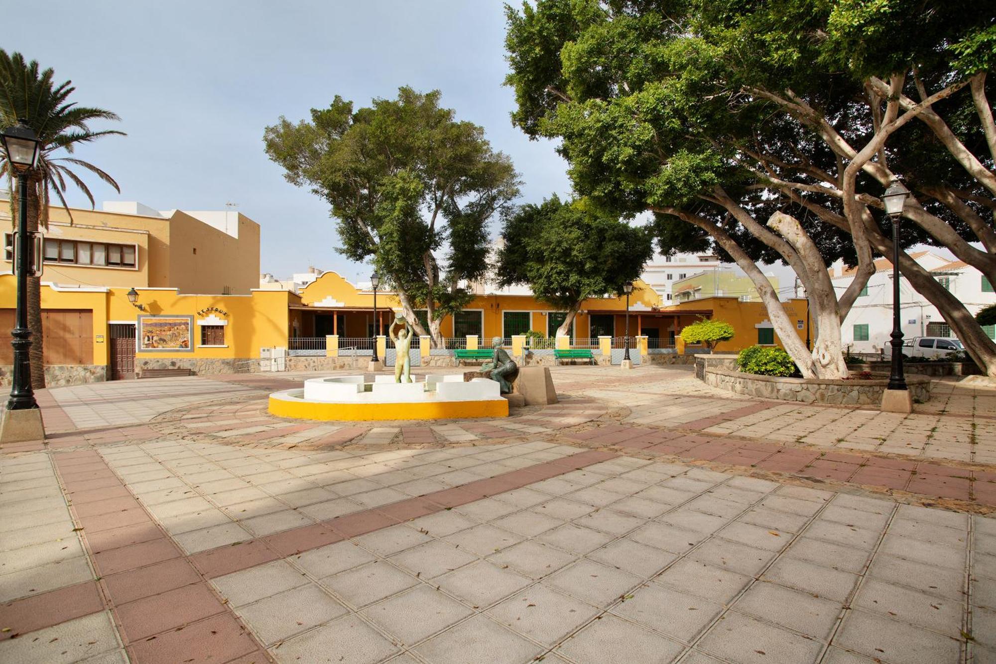 Casa Plaza San Nicolas De Bari Sardina Zewnętrze zdjęcie